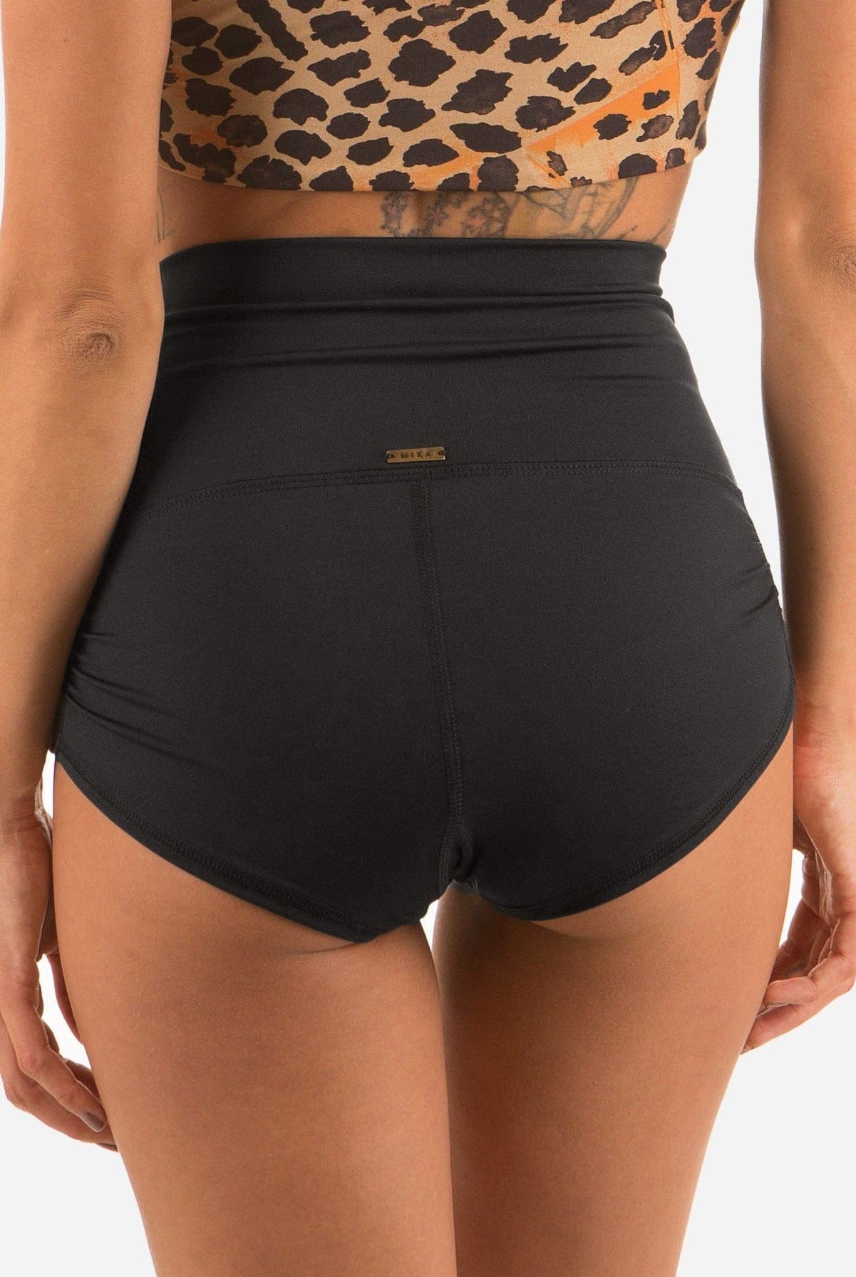 Mika Body Wear - Betty Short - High Waisted Shorts #color_black