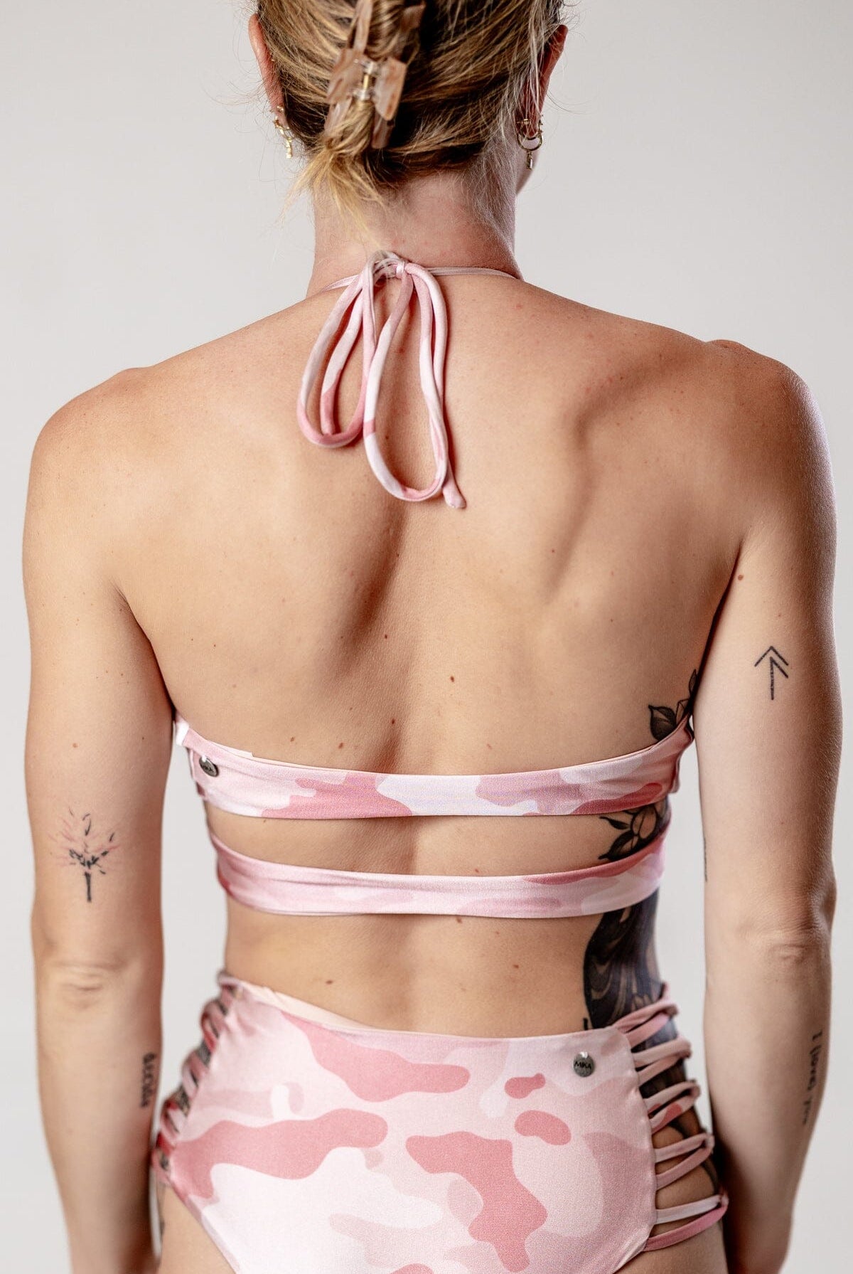 Mika Body Wear - Bikini Tops - Iris Top #color_hide-in-pink